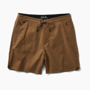 Layover Traveler Shorts 17"