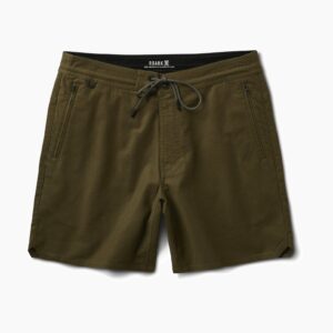 Layover Traveler Shorts 17"